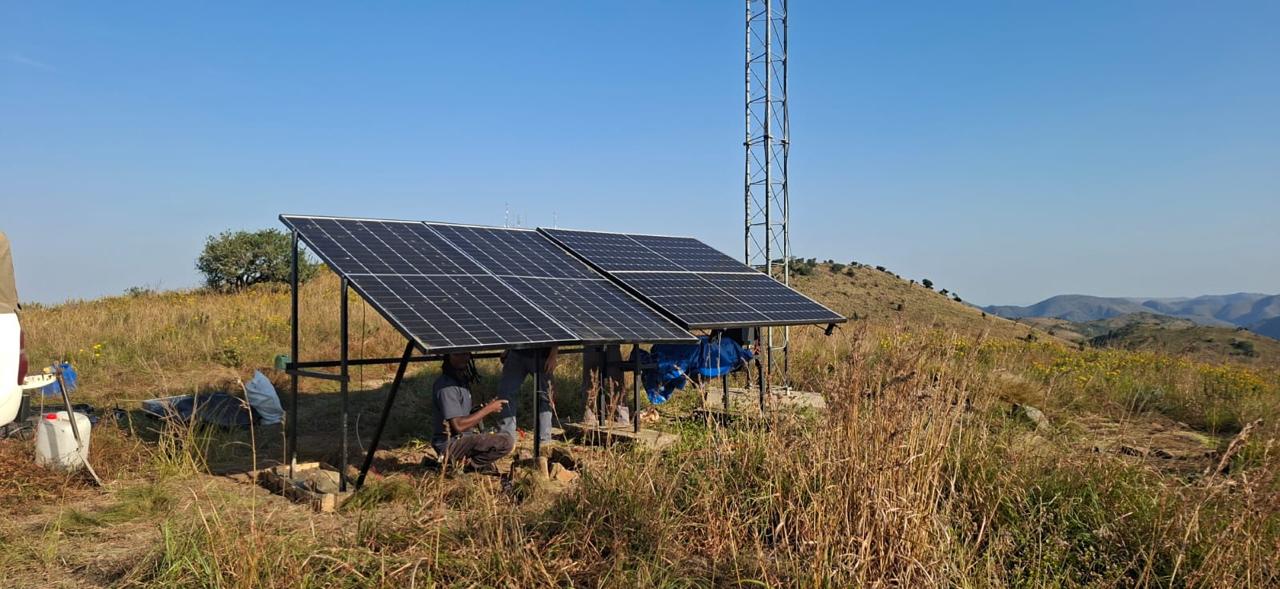 Solar-powered tower site